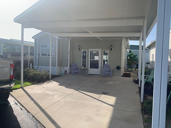 5th image of 1219 Thomas Dr #236