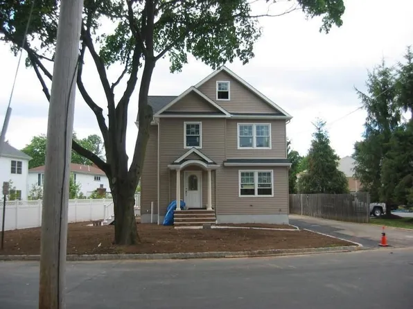 23 Orchard St, Madison, NJ 07940