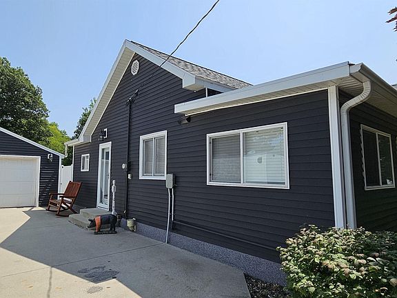 4th image of 606 Chestnut St