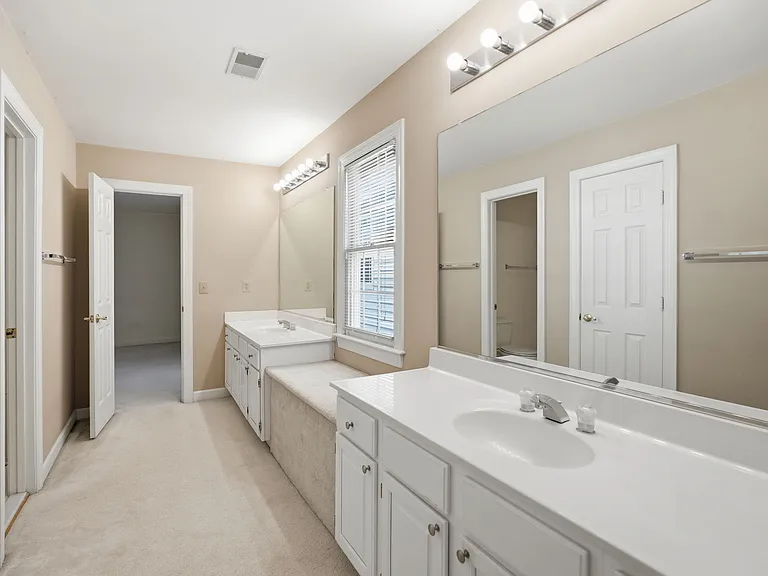 10417 Snow Point Dr — Photo 24