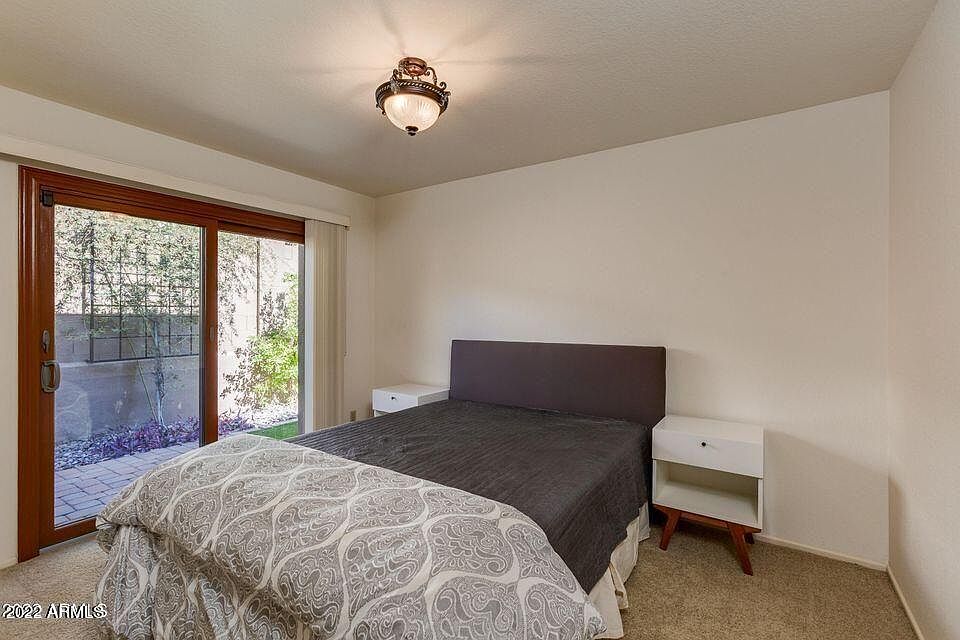 1st image of 3024 E Claremont Ave