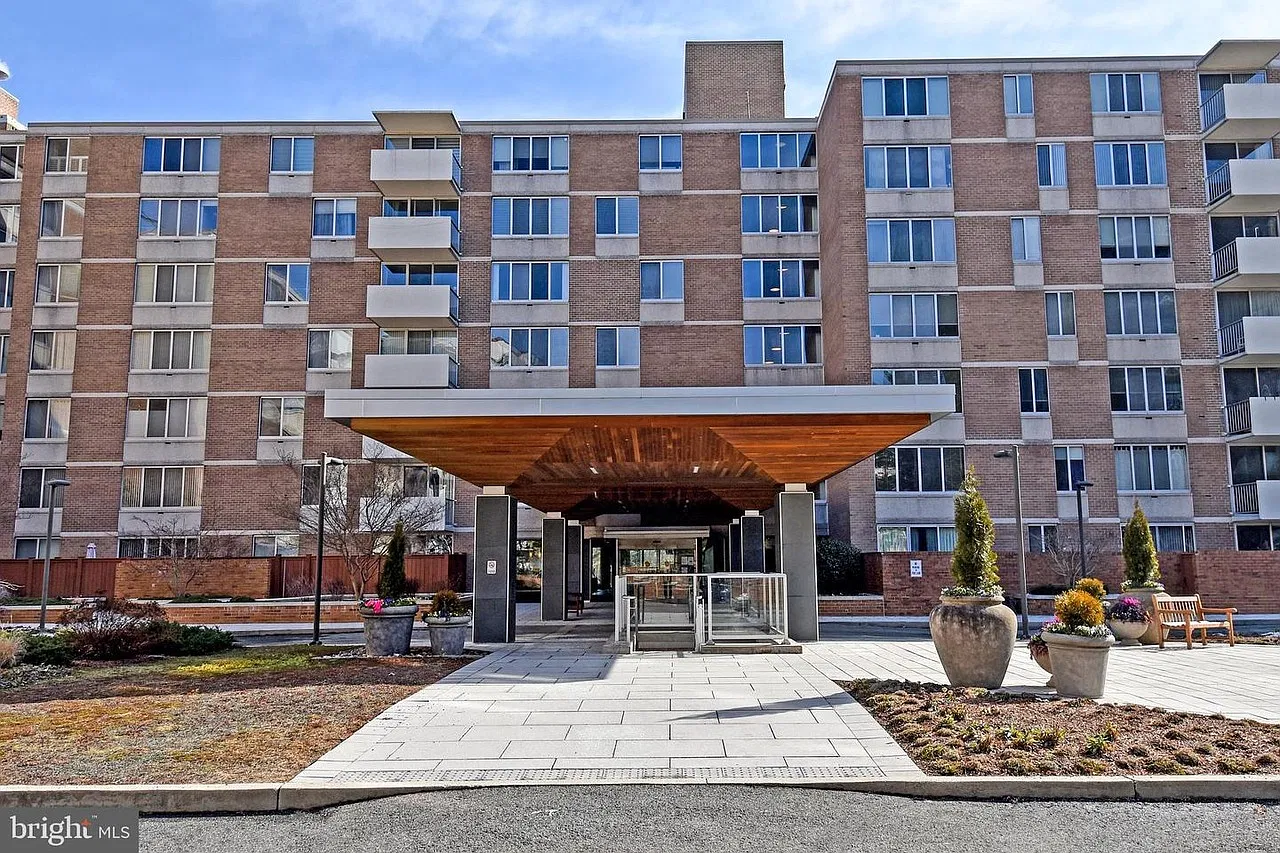 1 bed, 455 sqft, $1,700 — Photo 3