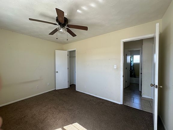 4th image of 5201 Lee Dr #5205