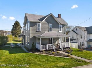 142 Dundaff St, Forest City, PA 18421