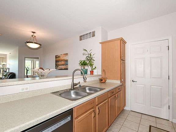 3rd image of 6955 S Riverwood BOULEVARD #211