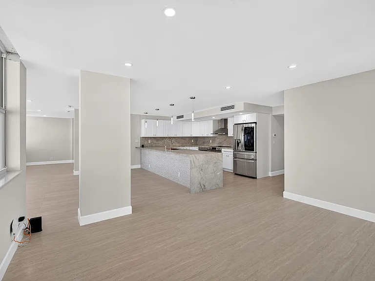 209 N Fort Lauderdale Beach Blvd #8A — Photo 16