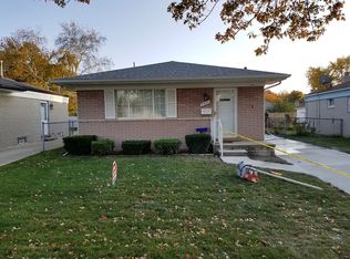 7320 Potomac Ave, Center Line, MI 48015