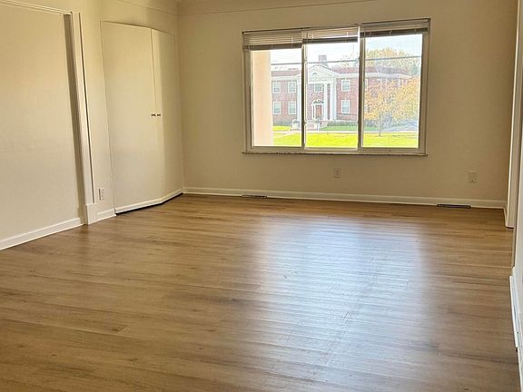 3rd image of 2130 Richards Rd APT 3