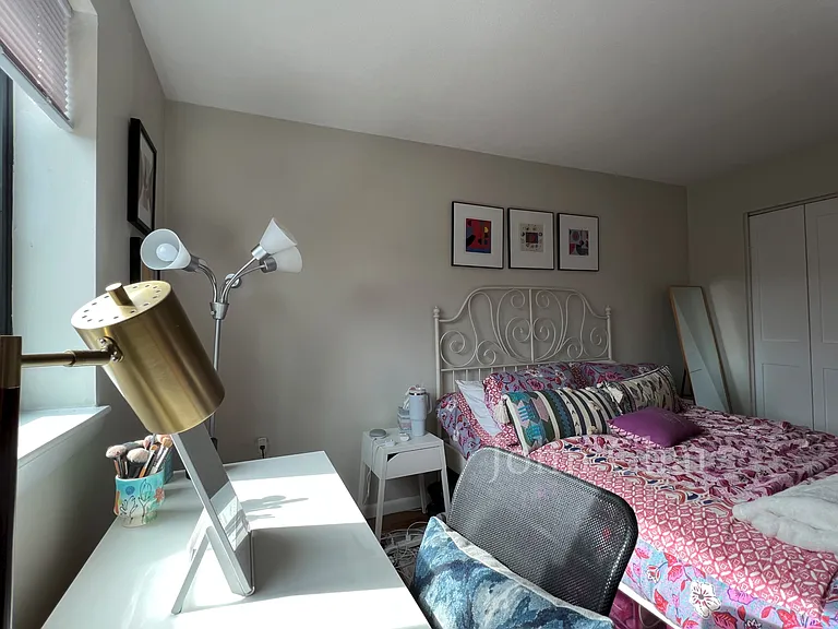 95 Sutherland Rd #2D — Photo 18