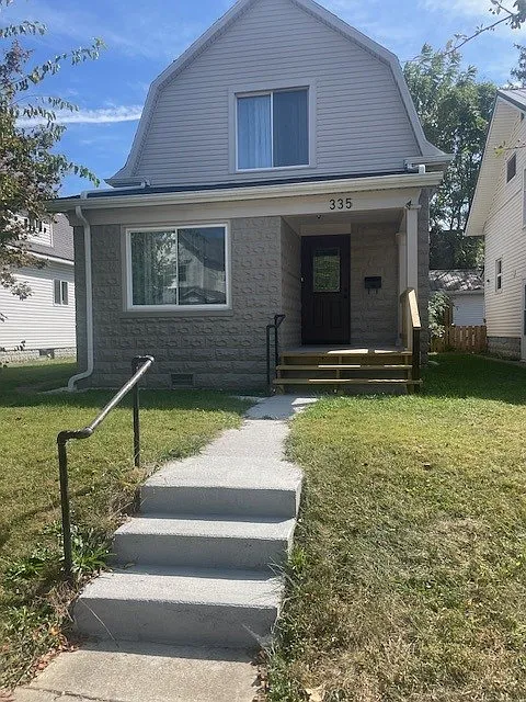 335 Lincoln St photo 1