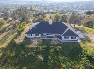 22568 Loper Valley Ln, Prather, CA 93651