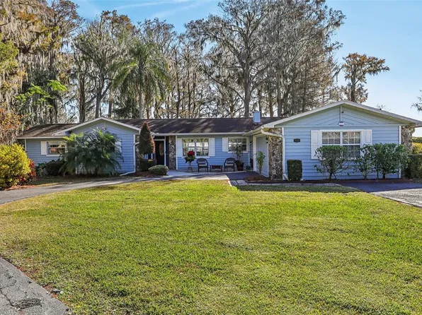 9724 Rosemary Ln, Leesburg, FL 34788