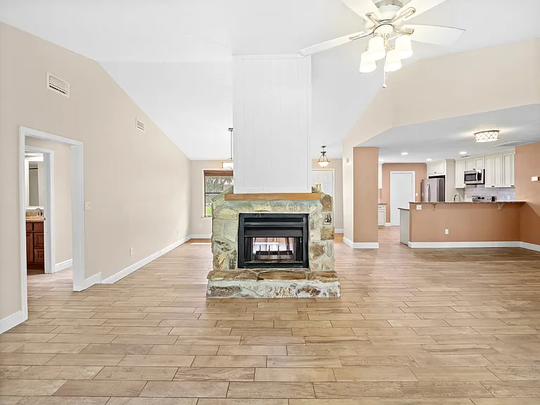 3725 Laurette Rd — Photo 9