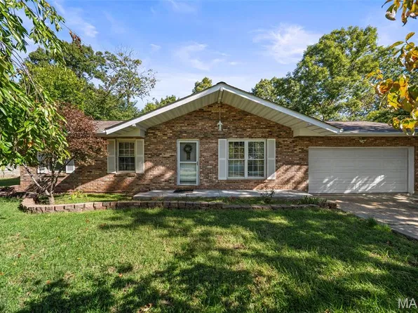 5418 Oakcrest Dr, Imperial, MO 63052