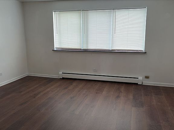 2nd image of 3913 W 123rd St #2W