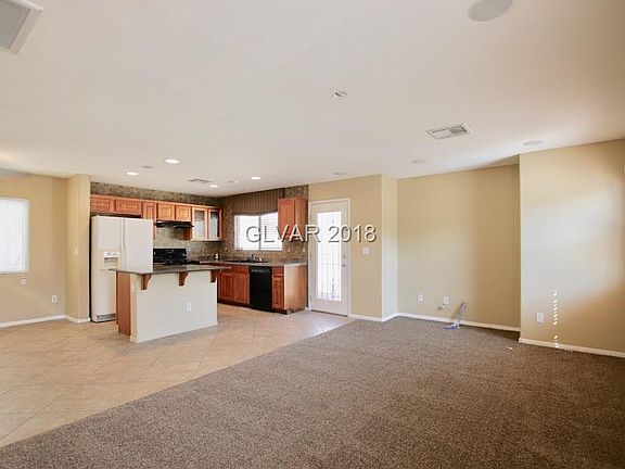 3rd image of 4136 Egremont Dr