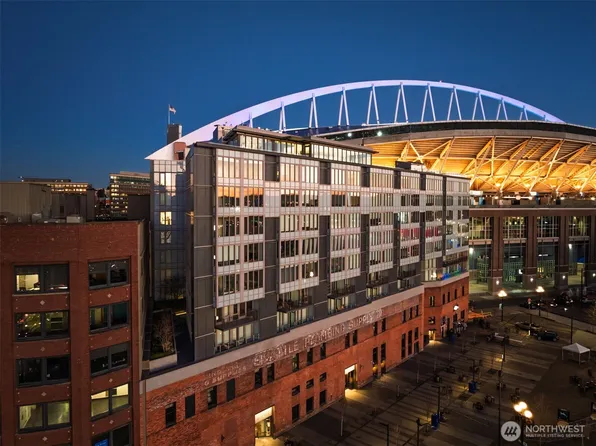 590 1st Avenue S #901, Seattle, WA 98104