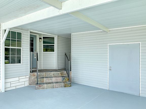 2nd image of 1187 BAREFOOT Circle