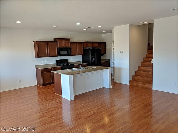 2nd image of 2892 Sparkling Sea St