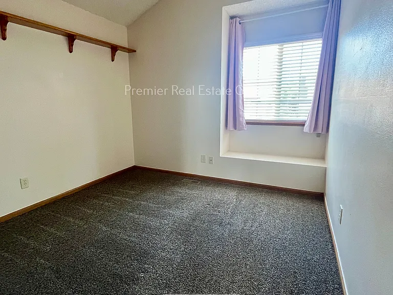 8689 Bellcove Cir — Photo 13