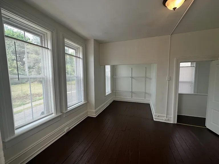 621 N 9th St #1 — Photo 22
