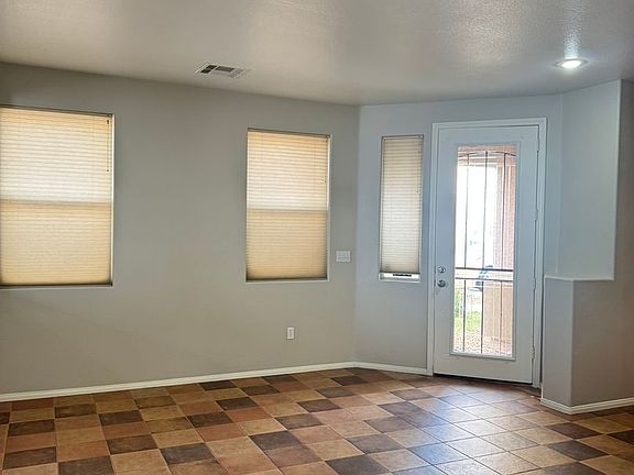 4th image of 6735 Gold Yarrow St