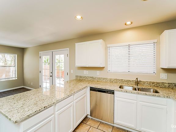 5th image of 3073 W Windsor Crest Pl