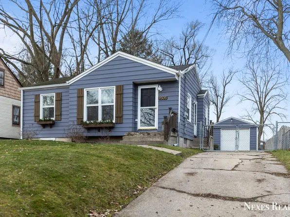 1505 Houseman Ave NE, Grand Rapids, MI 49505