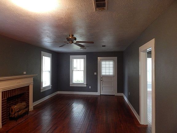 5th image of 1341 Williams Ave