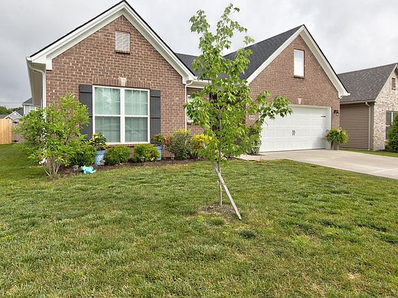 4th image of 249 Brunswick Cir