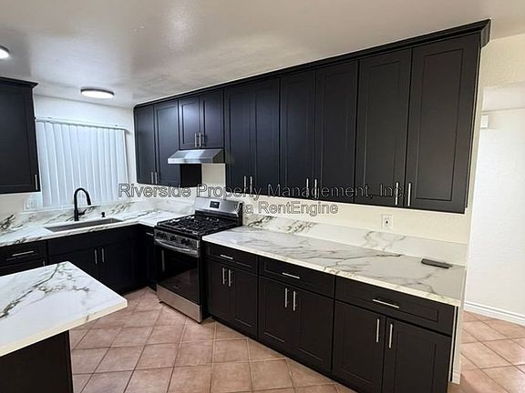 4th image of 4500 Sutton Pl
