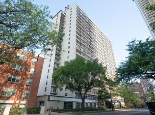 6030 N Sheridan Rd APT 302, Chicago, IL 60660