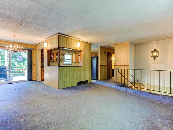 3rd image of 21436 Volga St NE