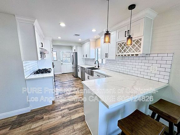 2nd image of 3514 W 115th St