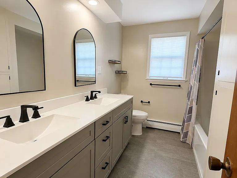 240 Ridgefield Rd #1 — Photo 5