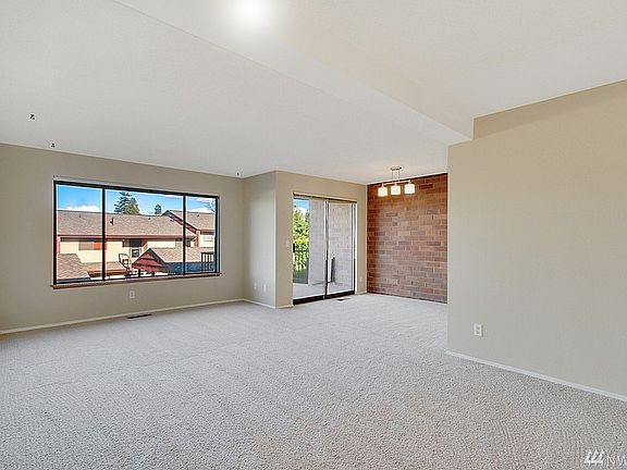5th image of 10641 Glen Acres Dr S #10641