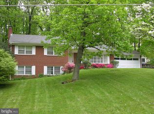 4629 Hillbrook Dr, Annandale, VA 22003