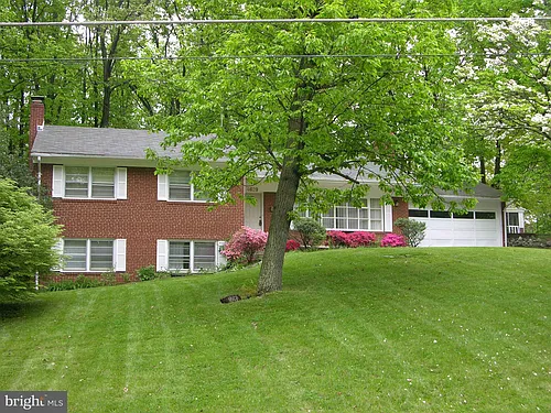 4629 Hillbrook Dr Photo 1