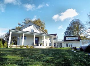 32 Coggeshall Ave, Newport, RI 02840