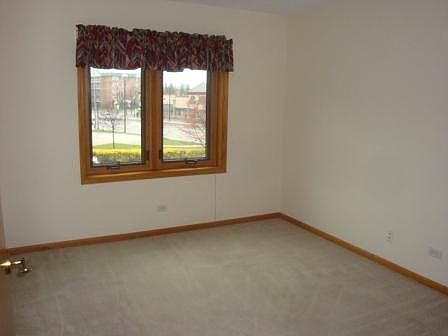 5th image of 7120 N Milwaukee Ave APT 308