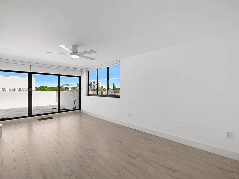 225 E Enid Dr #44 — Photo 41