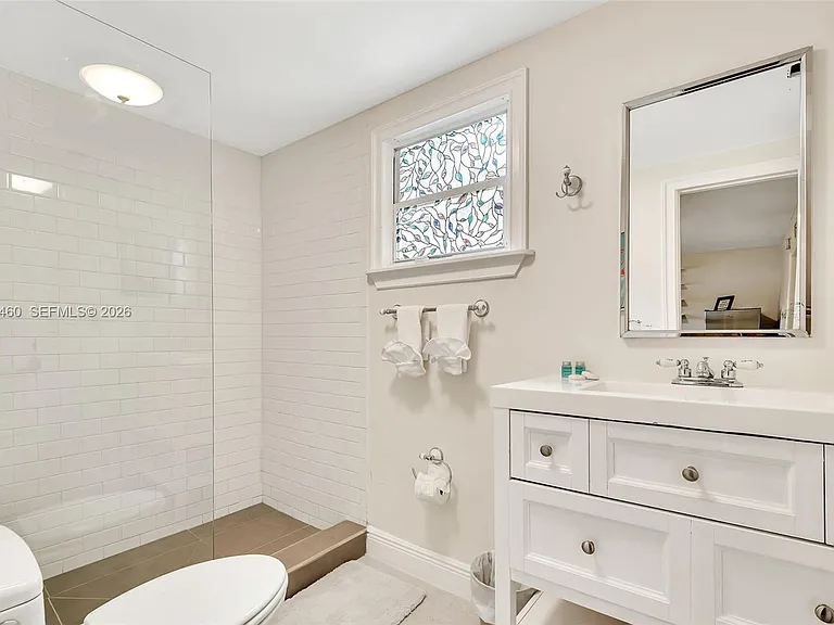 1826 NW South River Dr — Photo 38