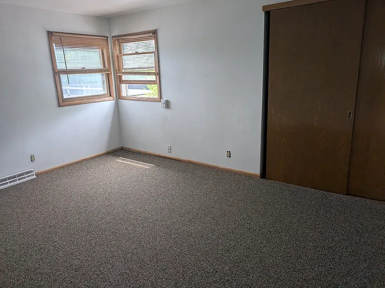10203 W Hampton Ave — Photo 6
