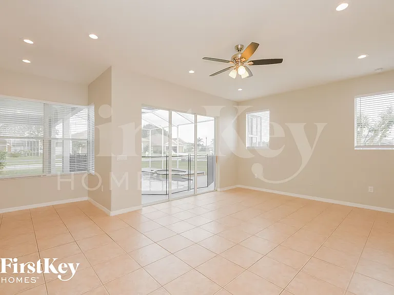 2506 Wood Pointe Dr — Photo 2