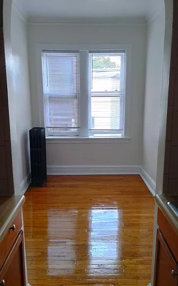 4635 N Lowell Ave #5 — Photo 5