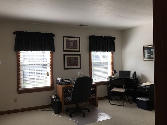 5th image of 2260 Sandy Woods Ln