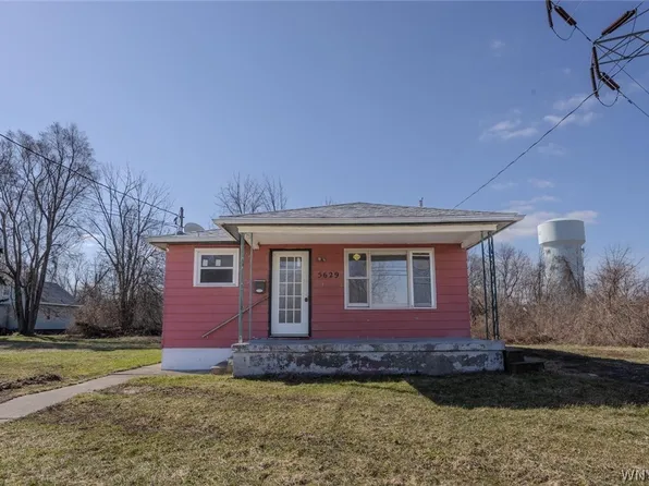 5629 Girard Ave, Niagara Falls, NY 14304