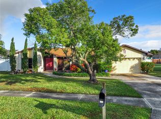 115 Peppertree Dr, Orlando, FL 32825