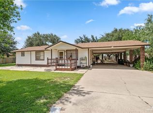2006 Frontier Dr, Palmview, TX 78574