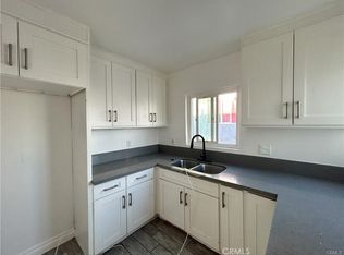 229 W 70th St, Los Angeles, CA 90003